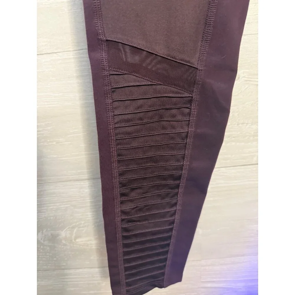 Alo yoga High-Waist Moto‎ Leggings L Plum Ribbed Mesh Panels Womens Activewear
